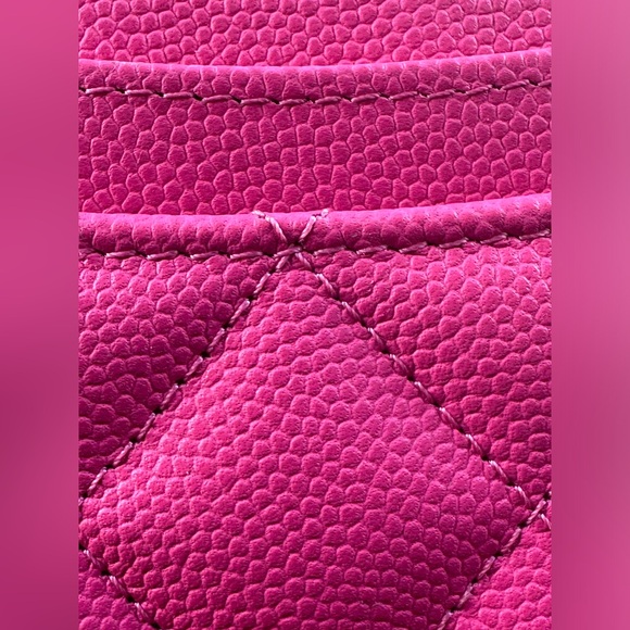 💞💞Gorgeous Chanel Caviar Card Holder 22K Barbie Pink💕💕 - Picture 16 of 16